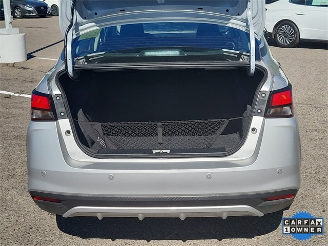 Versa Sedan S
