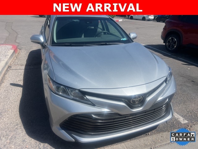 Used 2018 Toyota Camry LE with VIN 4T1B11HK1JU638586 for sale in Albuquerque, NM