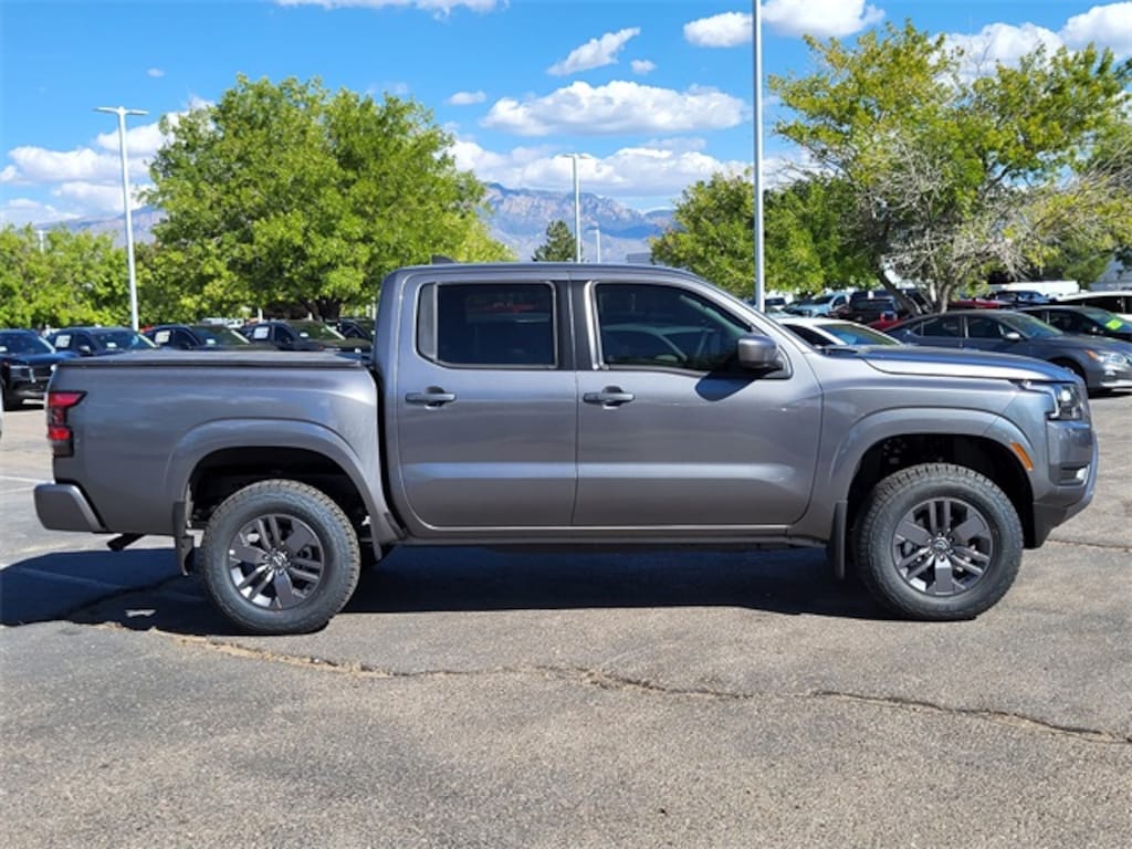 New 2026 Nissan Frontier SV Truck Crew Cab