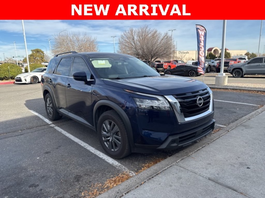 Used 2022 Nissan Pathfinder SV SUV