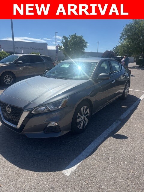 2020 Nissan Altima S photo 3