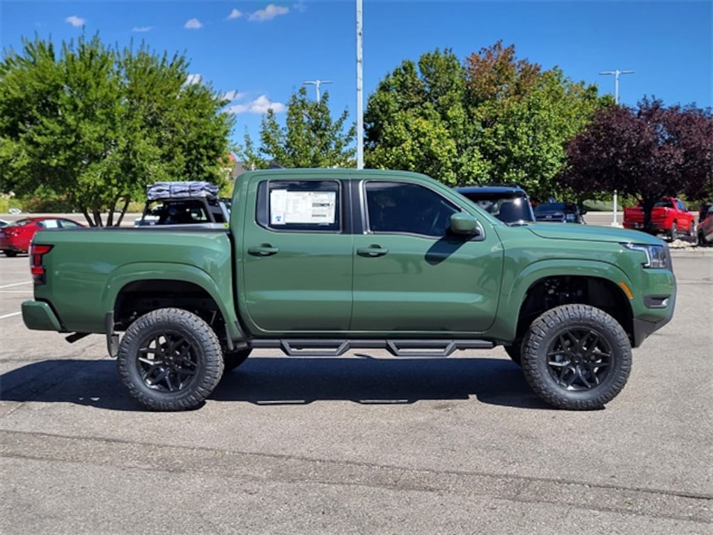 New 2025 Nissan Frontier SV Truck Crew Cab