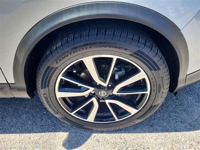 Rogue Sport SL