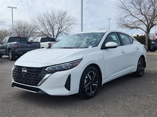 2025 Nissan Sentra SV photo 4