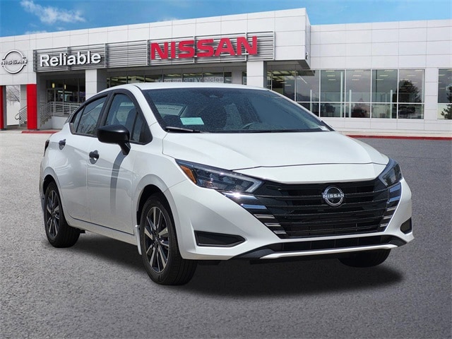 Versa Sedan S