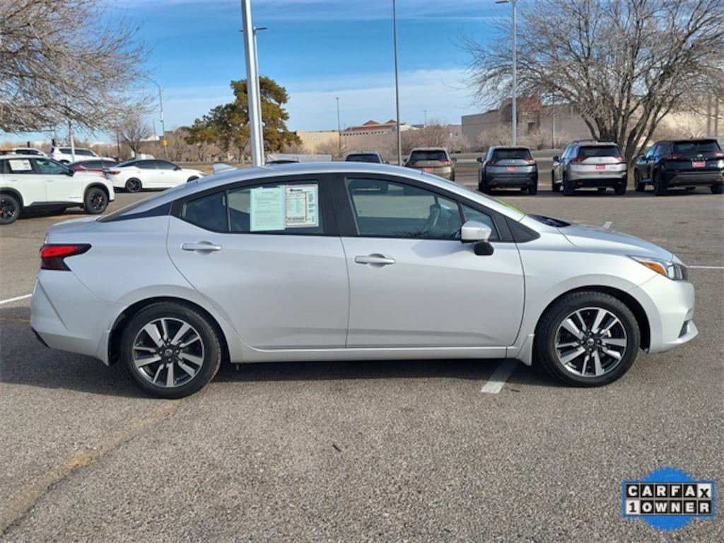 Used 2022 Nissan Versa 1.6 SV Sedan