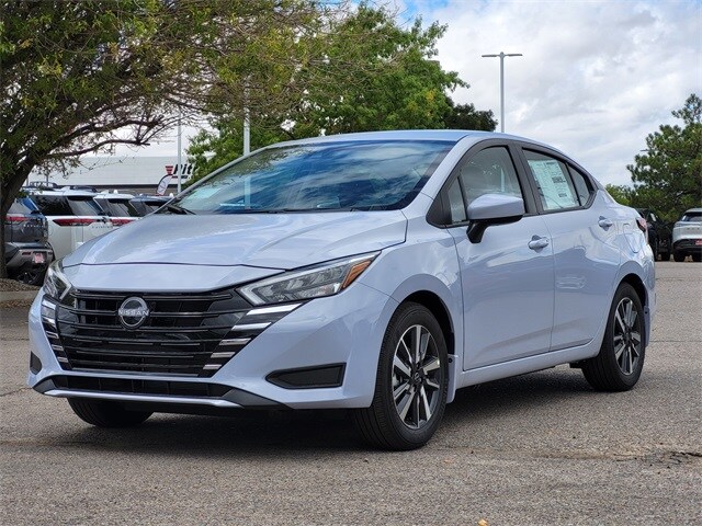 2025 Nissan Versa 1.6 SV photo 4