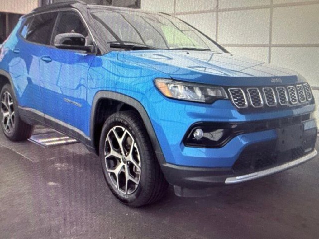 Used 2025 Jeep Compass Limited SUV