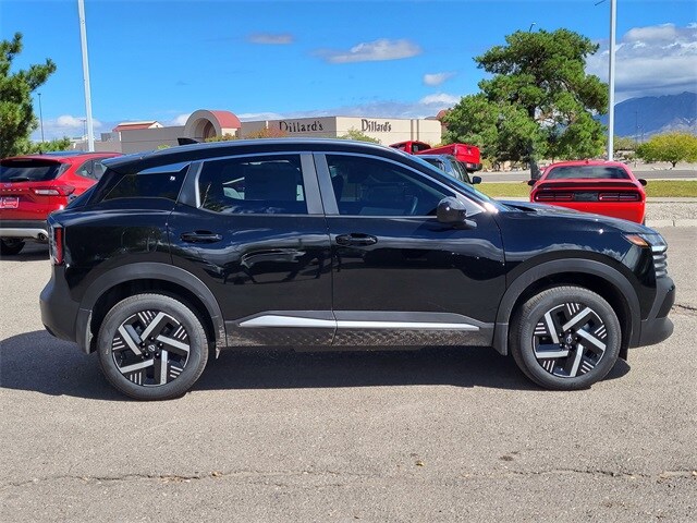 2026 Nissan Kicks SV photo 2