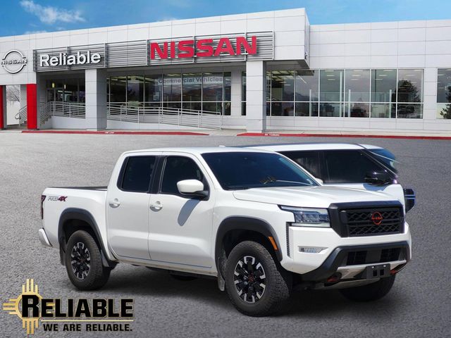 2023 Nissan Frontier PRO-4X Crew Cab 4X4's photo