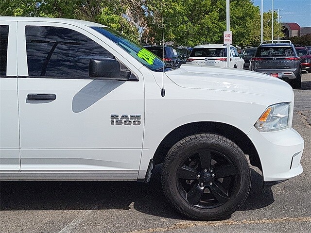 2016 Ram 1500 ST photo 2