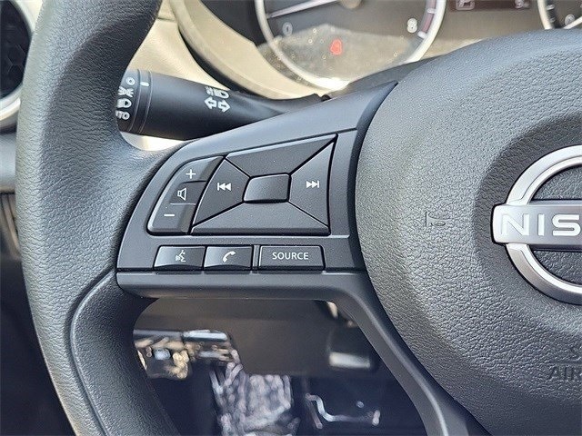 Versa Sedan S