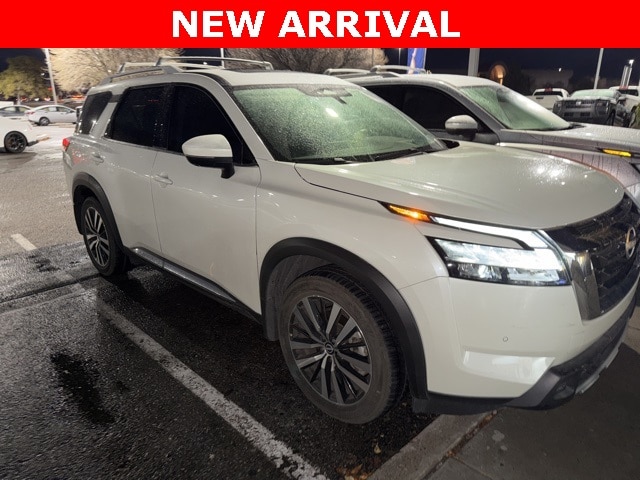 2024 Nissan Pathfinder Platinum 4WD