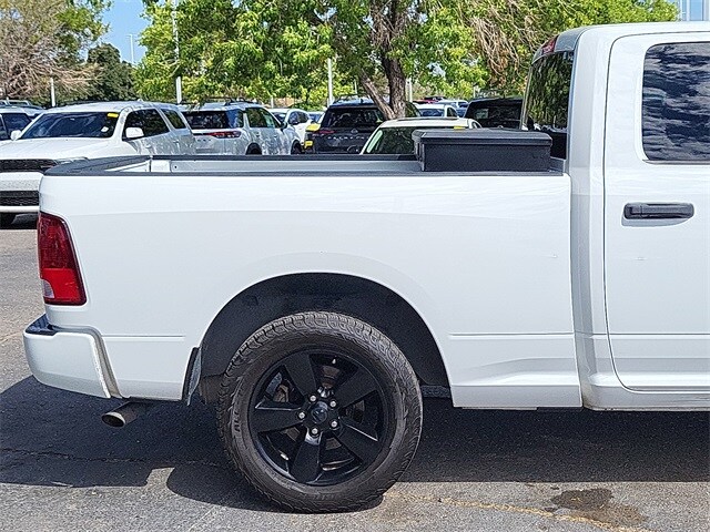 2016 Ram 1500 ST photo 4