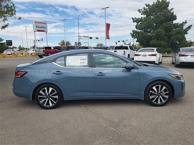 2025 Nissan Sentra SV photo 2