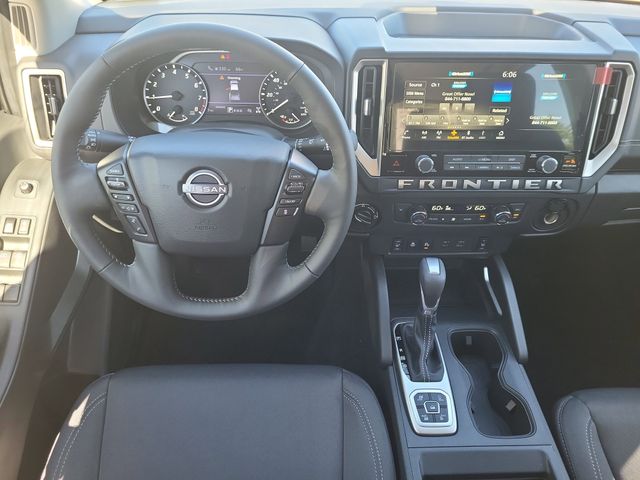 2026 Nissan Frontier SV - Photo 9
