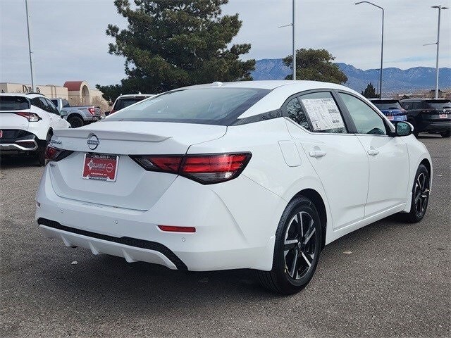 2025 Nissan Sentra SV photo 3