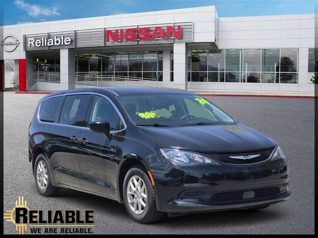 Diamond Black Crystal Pearlcoat 2024 Chrysler Voyager Minivan Front-Wheel Drive 9-Speed Automatic