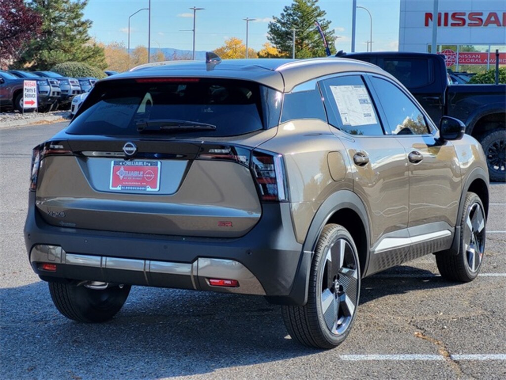 New 2026 Nissan Kicks SR SUV
