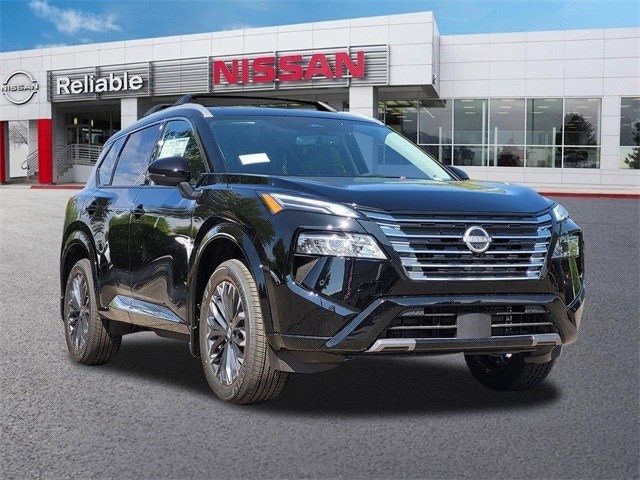 2026 Nissan Rogue Platinum's photo