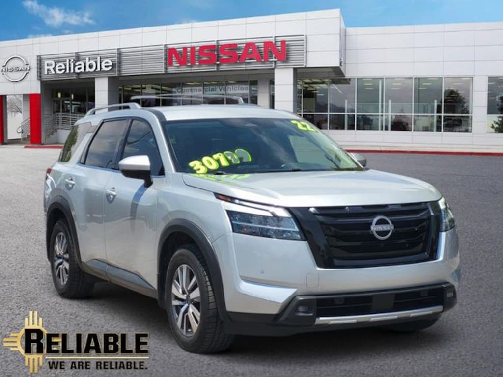 Used 2022 Nissan Pathfinder SL SUV