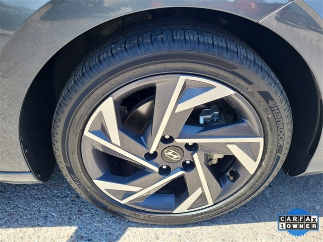 Elantra Limited