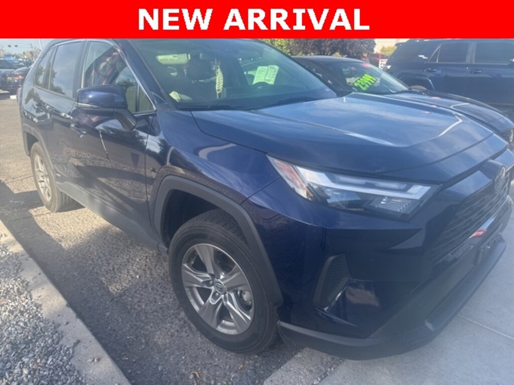 Used 2025 Toyota RAV4 Hybrid XLE SUV