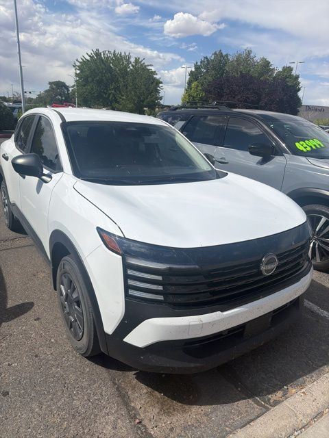2025 Nissan Kicks 2.0 S AWD's photo