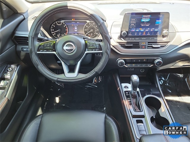 Altima SR