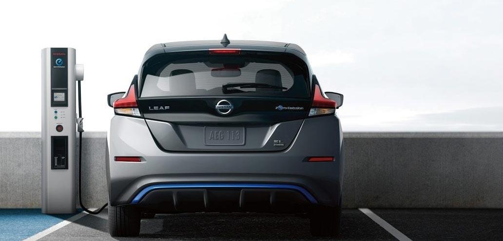 Charging Nissan Leaf