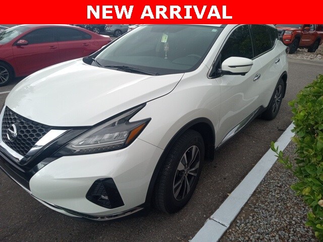 2019 Nissan Murano SV photo 2