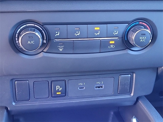 Frontier Crew Cab SV