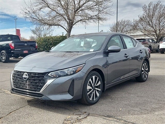 2025 Nissan Sentra SV photo 4