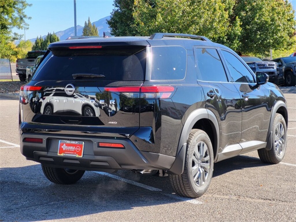 New 2025 Nissan Pathfinder SV SUV