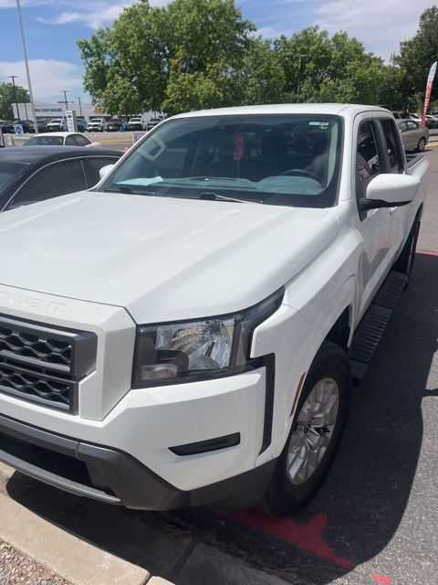 2022 Nissan Frontier SV Crew Cab 4X2 SWB's photo