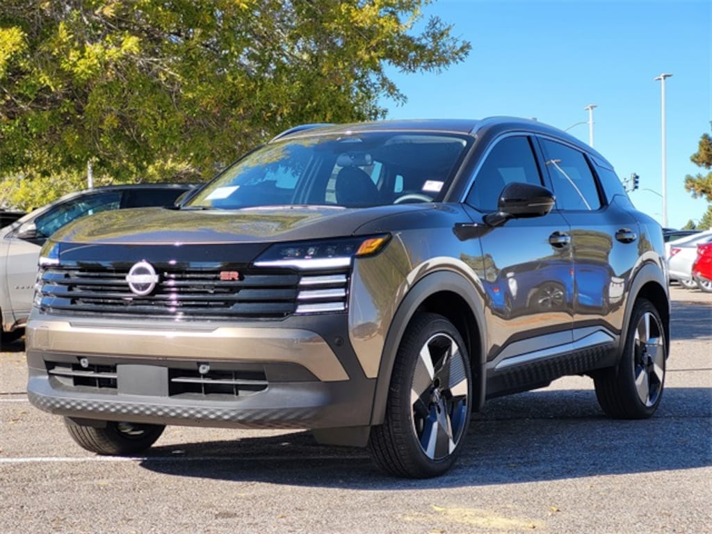 New 2026 Nissan Kicks SR SUV