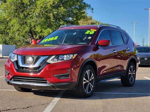 2020 Nissan Rogue SV photo 3