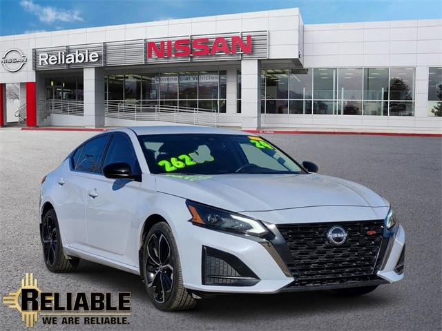 2024 Nissan Altima SR