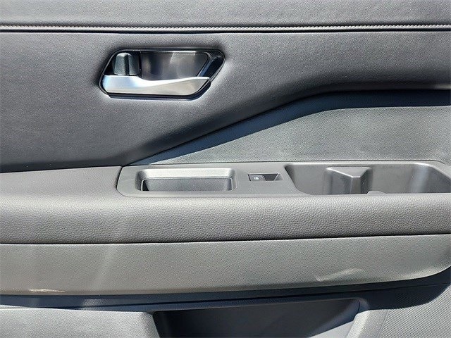 Pathfinder SL
