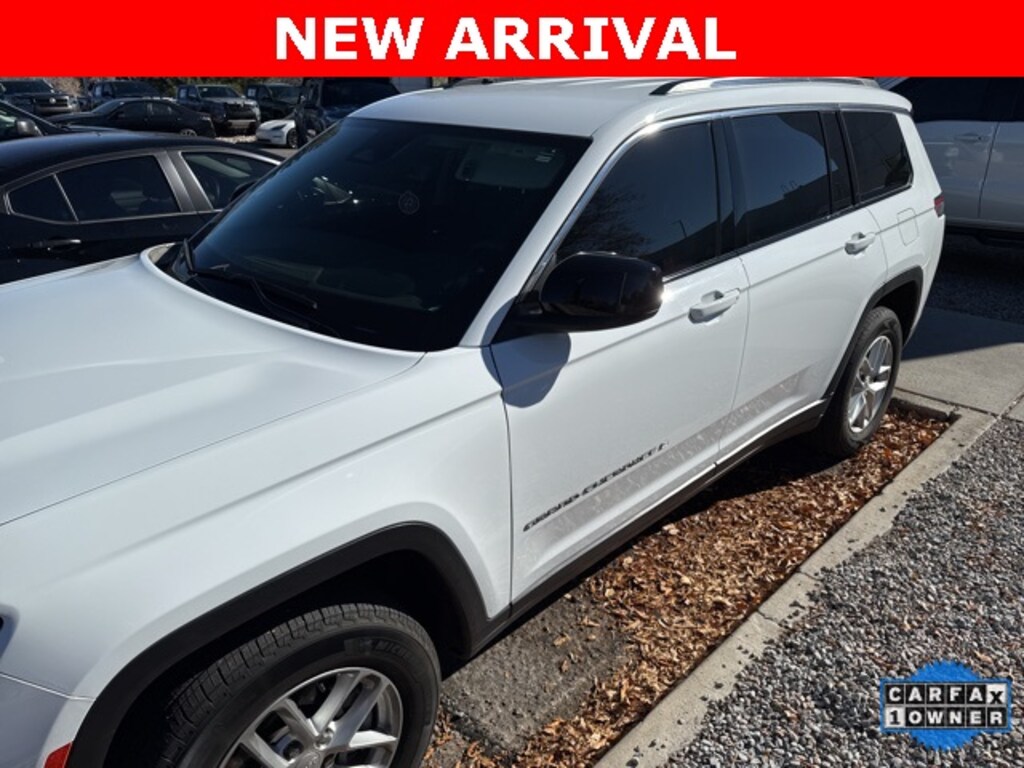 Used 2023 Jeep Grand Cherokee L Laredo SUV
