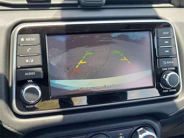 Versa Sedan S