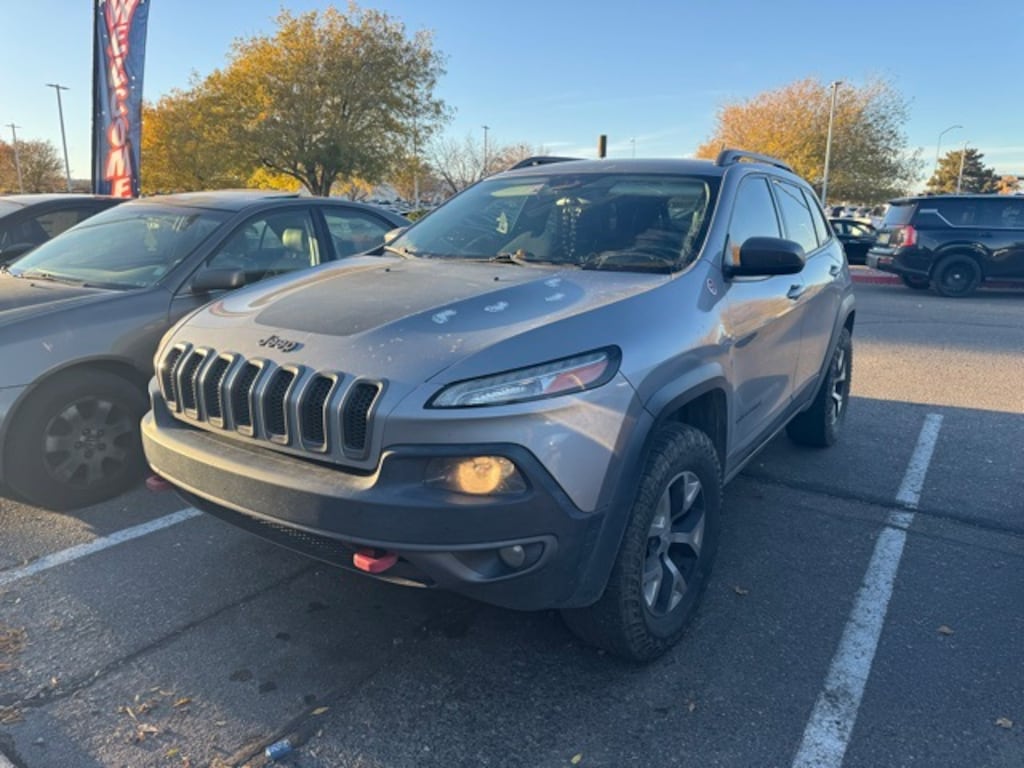 Used 2015 Jeep Cherokee Trailhawk SUV