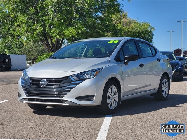 Versa Sedan S