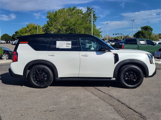2026 Nissan Armada photo 2