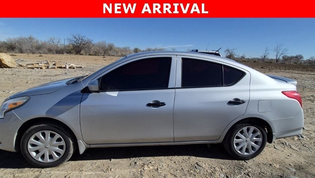 2019 Nissan Versa Sedan S Plus