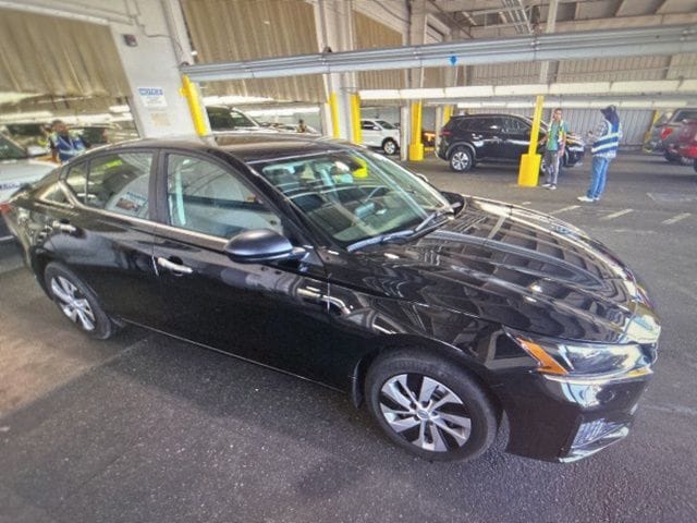 2025 Nissan Altima 2.5 S's photo