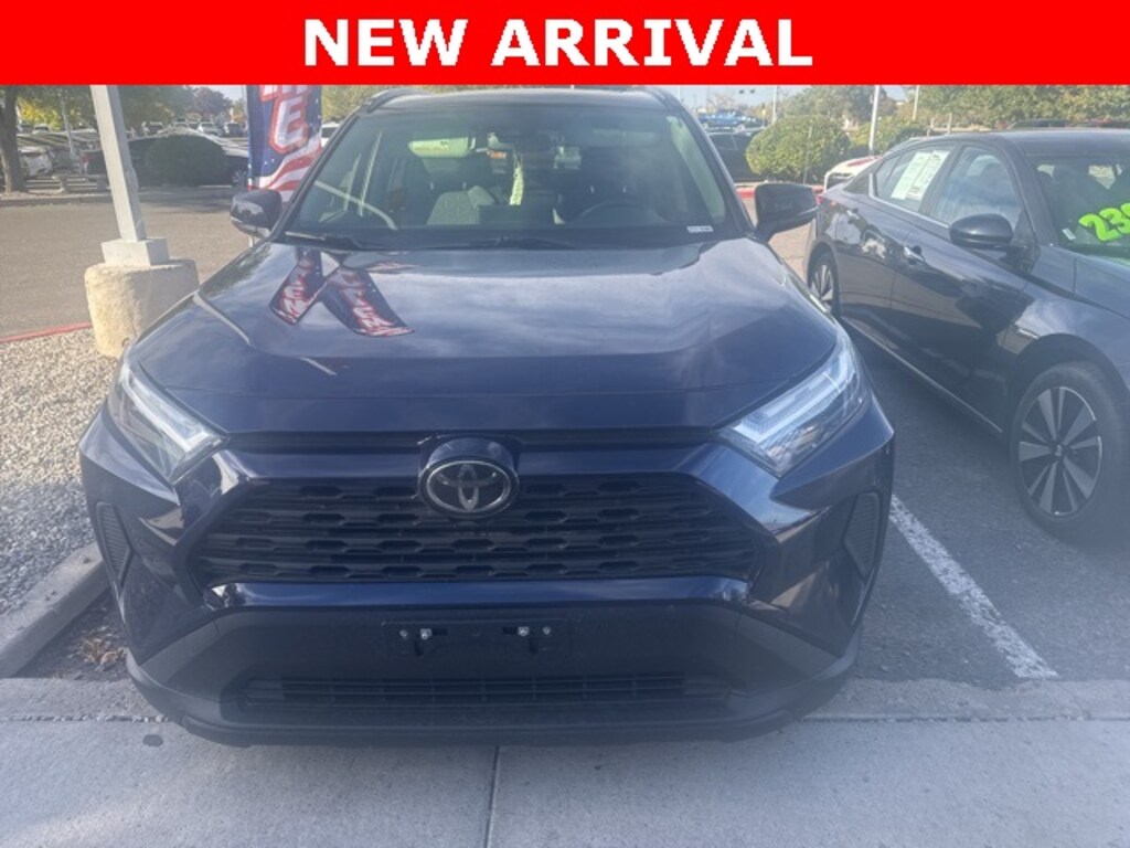 Used 2025 Toyota RAV4 Hybrid XLE SUV