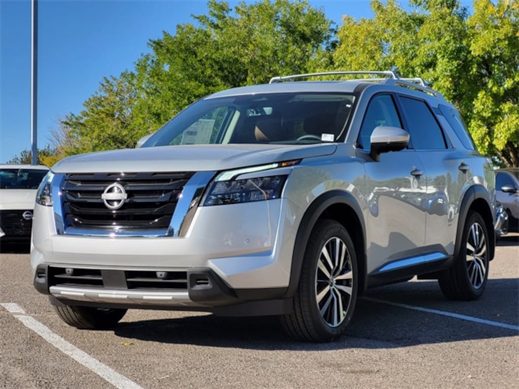New 2025 Nissan Pathfinder Platinum SUV