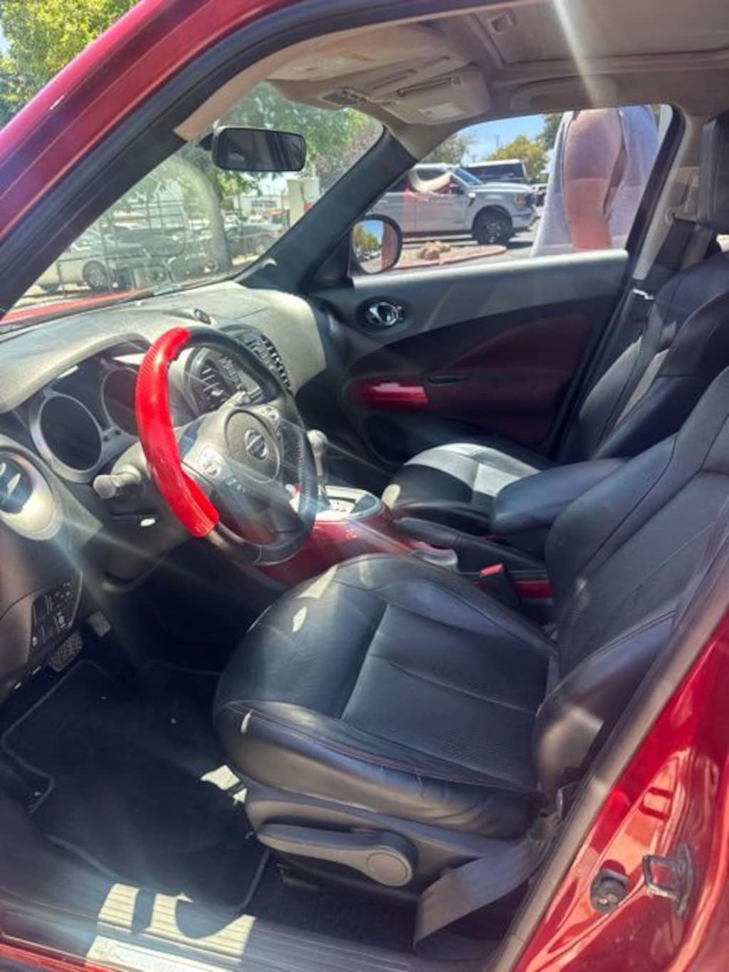 Used 2014 Nissan Juke SL SUV