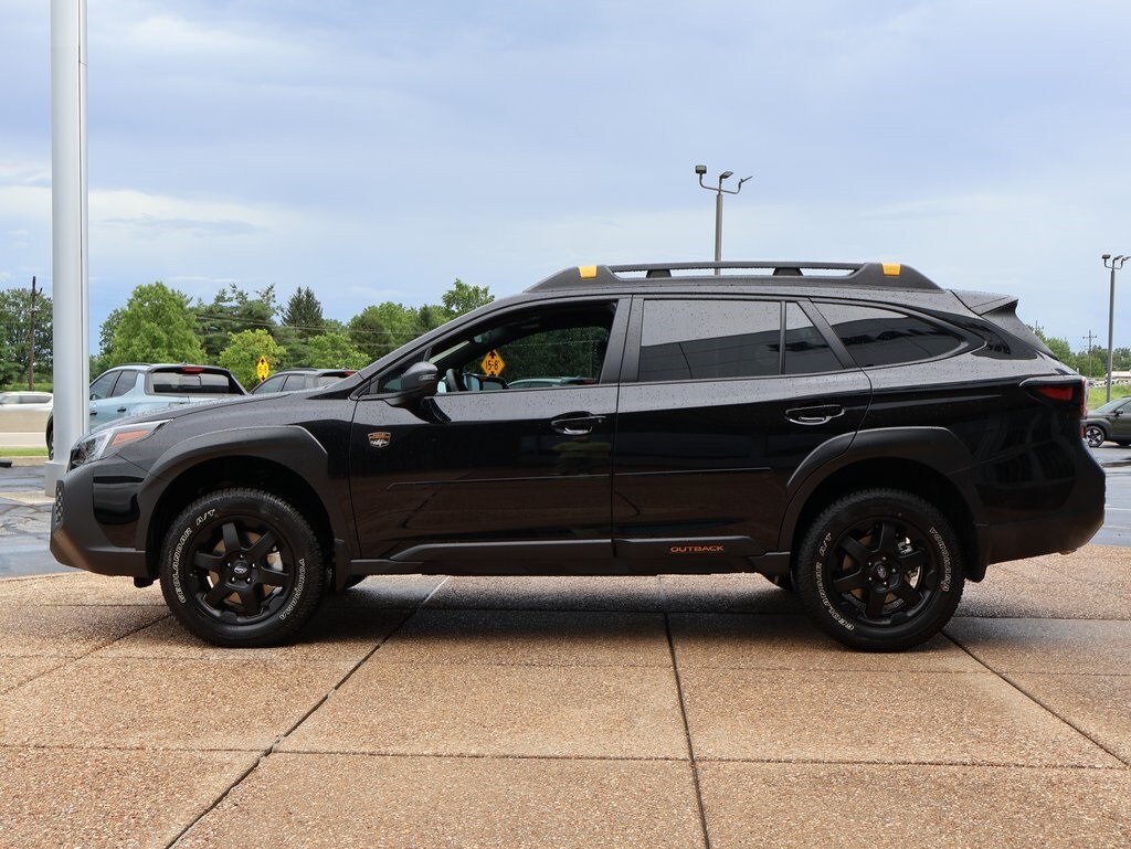 2025 Subaru Outback Wilderness photo 2